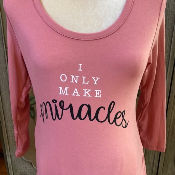 VIOLET & RUBY maternity top - Picture 2 of 6